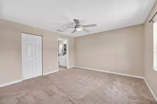 9050 Caloosa Dr, Venice, FL 34293 - Photo 19