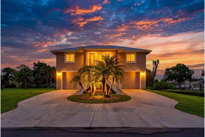 9050 Caloosa Drive, Venice, FL 34293 - Photo 1
