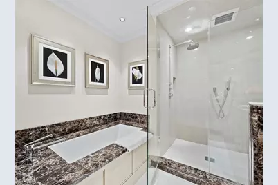 2185 Gulf Of Mexico Drive #212, Longboat Key, FL 34228 - Photo 15