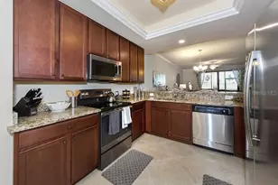 5528 Palmer Cir, Lakewood Ranch, FL 34211 - Photo 9
