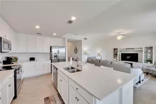 17510 Gawthrop Dr, Lakewood Ranch, FL 34211 - Photo 7