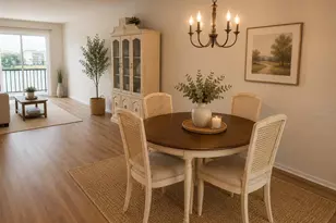 3973 Lake Bayshore Dr, Bradenton, FL 34205 - Photo 5