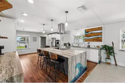 322 Suwanee Avenue, Sarasota, FL 34243 - Photo 5