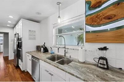 322 Suwanee Avenue, Sarasota, FL 34243 - Photo 9