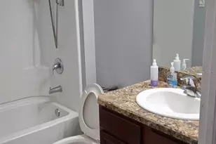 405 Blakely Ct, Ruskin, FL 33570 - Photo 5