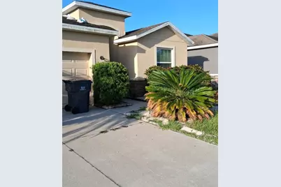 405 Blakely Court, Ruskin, FL 33570 - Photo 9