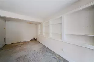 411 Burns Ct, Sarasota, FL 34236 - Photo 13