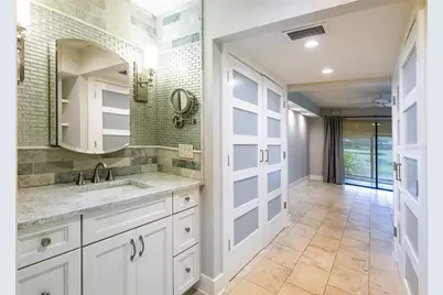 5332 Huntingwood Court #26, Sarasota, FL 34235 - Photo 13