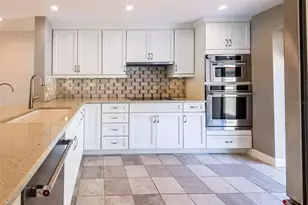 5332 Huntingwood Ct, Sarasota, FL 34235 - Photo 25