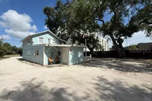 1425 14th St W, Bradenton, FL 34205 - Photo 11