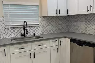 1524 18th Ave N, Saint Petersburg, FL 33704 - Photo 21