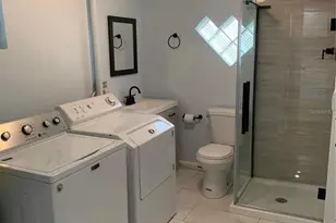 1524 18th Ave N, Saint Petersburg, FL 33704 - Photo 9