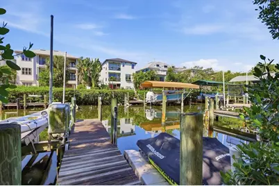 7107 Hawks Harbor Circle, Bradenton, FL 34207 - Photo 3