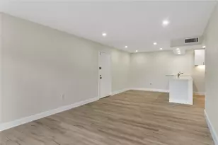 3229 Beneva Rd, Sarasota, FL 34232 - Photo 11