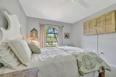 5872 Pauma Court, Sarasota, FL 34232 - Photo 31