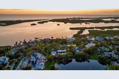 101 Osprey Point Drive, Osprey, FL 34229 - Photo 7