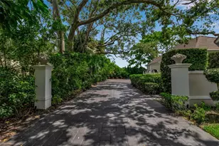 101 Osprey Point Dr, Osprey, FL 34229 - Photo 59
