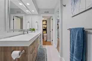 1050 Longboat Club Rd, Longboat Key, FL 34228 - Photo 21