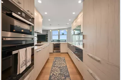 1050 Longboat Club Road #901, Longboat Key, FL 34228 - Photo 9