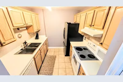 750 N Tamiami Trail #504, Sarasota, FL 34236 - Photo 3