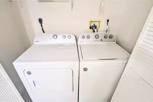 750 N Tamiami Trl, Sarasota, FL 34236 - Photo 21