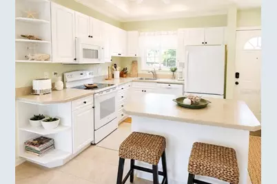 8360 Wingate Drive #811, Sarasota, FL 34238 - Photo 9