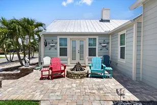 216 Sunrise Dr, Nokomis, FL 34275 - Photo 5