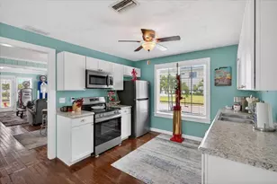 216 Sunrise Dr, Nokomis, FL 34275 - Photo 23
