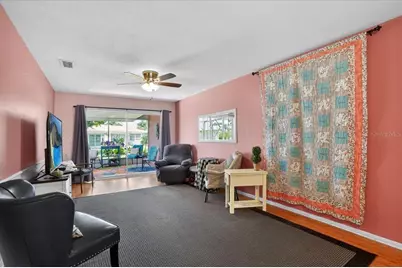 2719 51st Avenue W, Bradenton, FL 34207 - Photo 9