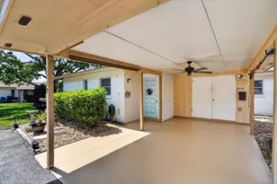 2719 51st Ave W, Bradenton, FL 34207 - Photo 7