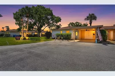 2719 51st Avenue W, Bradenton, FL 34207 - Photo 1
