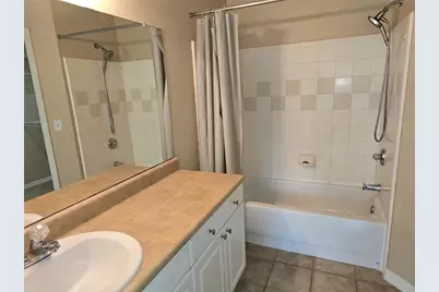 5601 Rosehill Road #203, Sarasota, FL 34233 - Photo 7