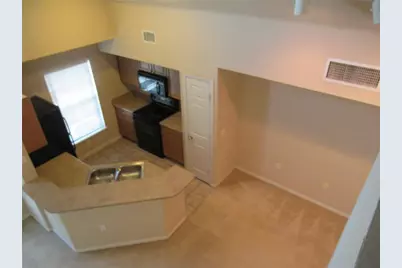 5601 Rosehill Road #203, Sarasota, FL 34233 - Photo 3