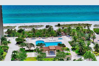1211 Gulf Of Mexico Drive #105, Longboat Key, FL 34228 - Photo 31