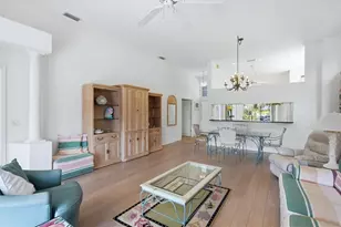 7706 Whitebridge Glen, University Park, FL 34201 - Photo 9
