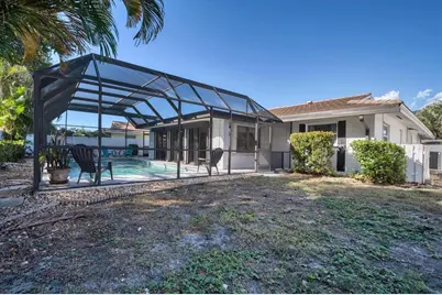 2926 Captiva Drive, Sarasota, FL 34231 - Photo 29