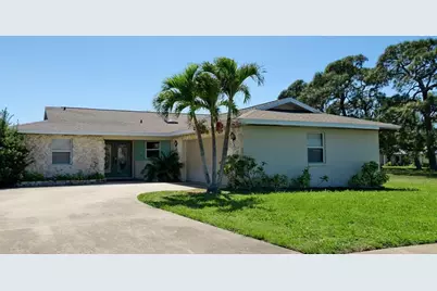 8403 13th Avenue NW, Bradenton, FL 34209 - Photo 1