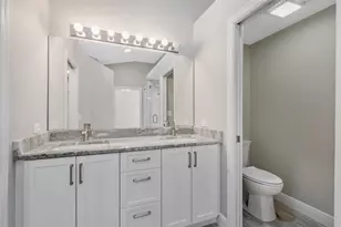 368 Tavernier Cir, Oldsmar, FL 34677 - Photo 23