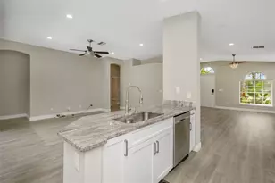 368 Tavernier Cir, Oldsmar, FL 34677 - Photo 9