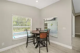 368 Tavernier Cir, Oldsmar, FL 34677 - Photo 11