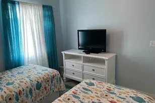 303 62nd St, Holmes Beach, FL 34217 - Photo 9
