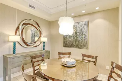 915 Seaside Drive #402, Weeks 10-13, Sarasota, FL 34242 - Photo 17
