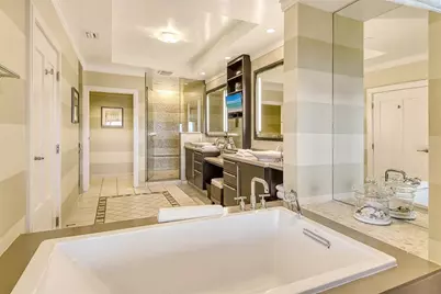 915 Seaside Drive #402, Weeks 10-13, Sarasota, FL 34242 - Photo 21