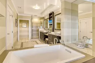 915 Seaside Dr, Sarasota, FL 34242 - Photo 21