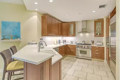 915 Seaside Drive #402, Weeks 10-13, Sarasota, FL 34242 - Photo 13