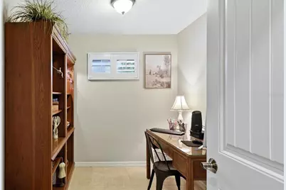 7106 35th Street E, Sarasota, FL 34243 - Photo 27