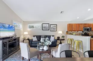 7106 35th St E, Sarasota, FL 34243 - Photo 11