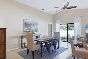 7106 35th St E, Sarasota, FL 34243 - Photo 13