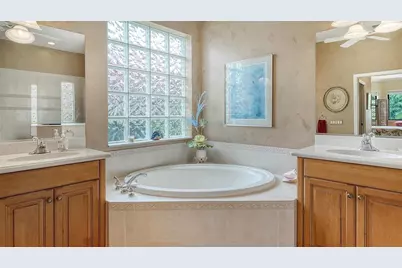 5157 Cote Du Rhone Way, Sarasota, FL 34238 - Photo 27