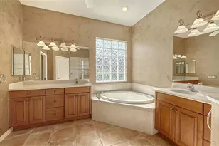 5157 Cote Du Rhone Way, Sarasota, FL 34238 - Photo 17